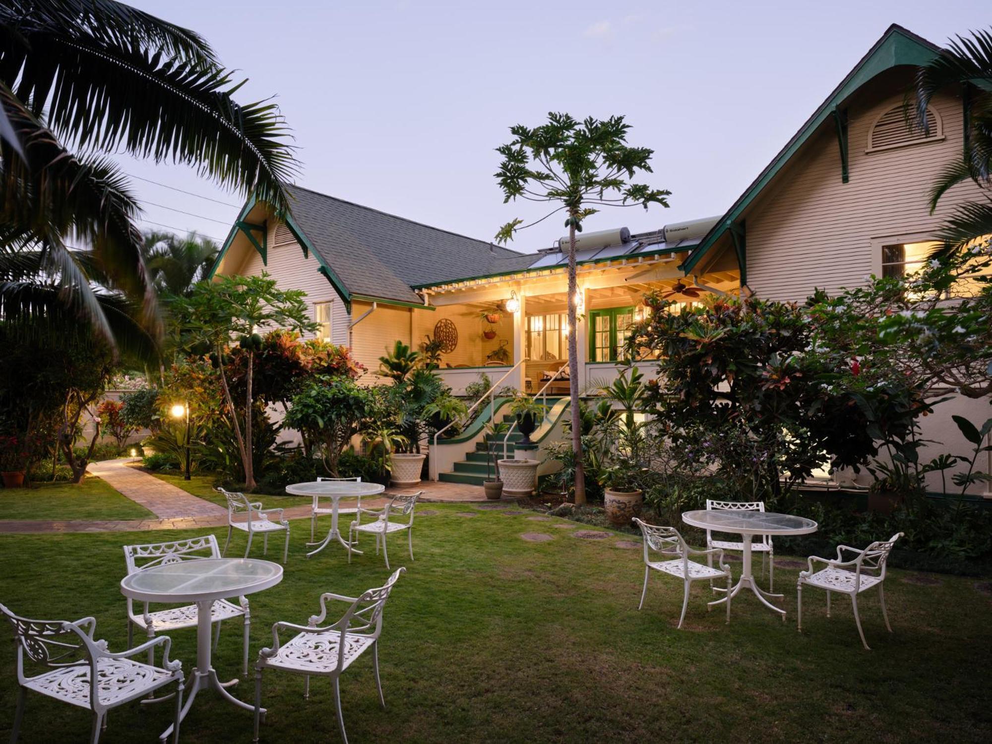 The Historic Wailuku Inn Maui ภายนอก รูปภาพ