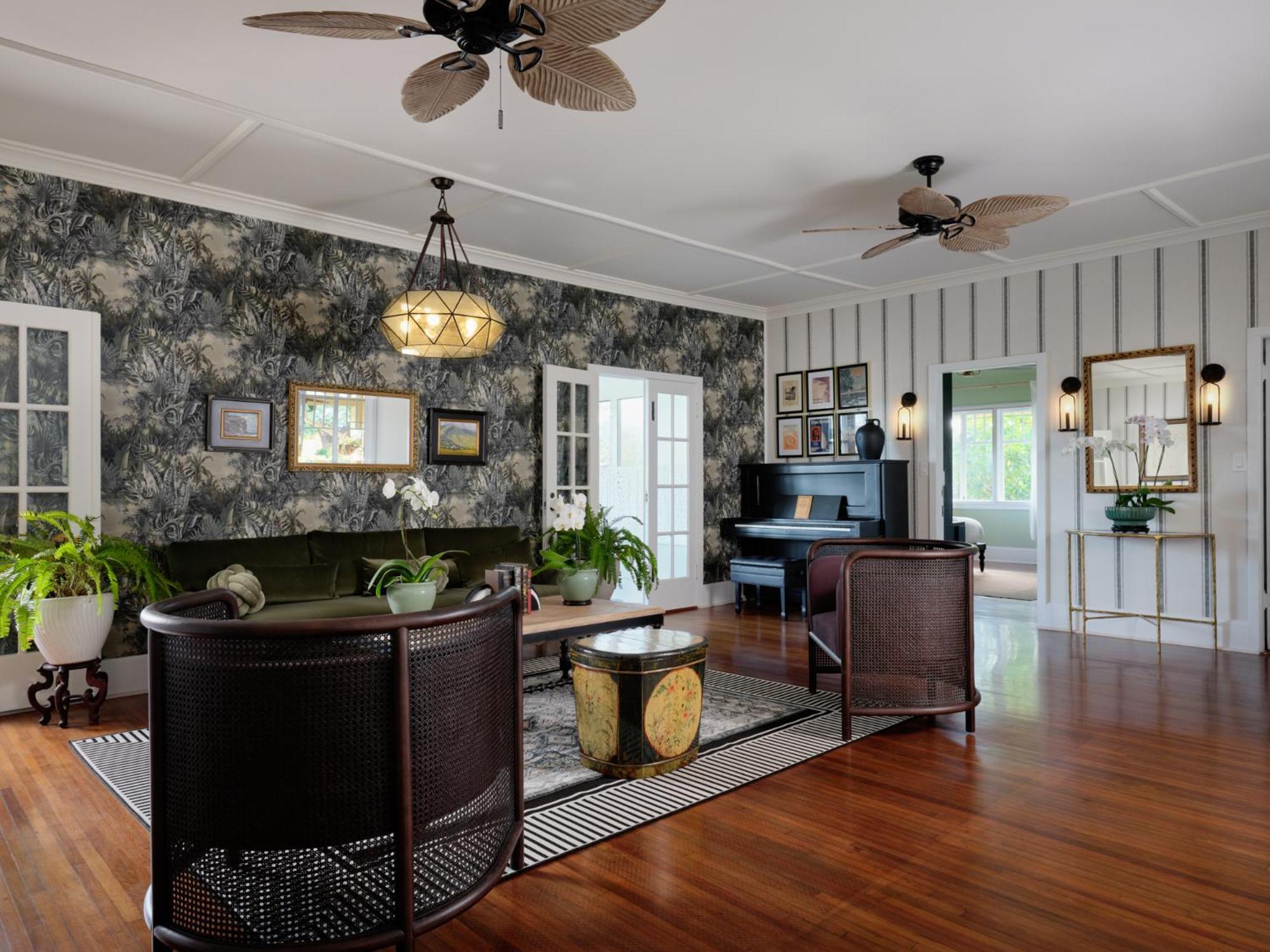 The Historic Wailuku Inn Maui ภายนอก รูปภาพ