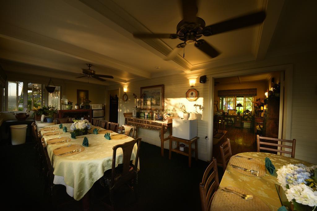 The Historic Wailuku Inn Maui ภายนอก รูปภาพ