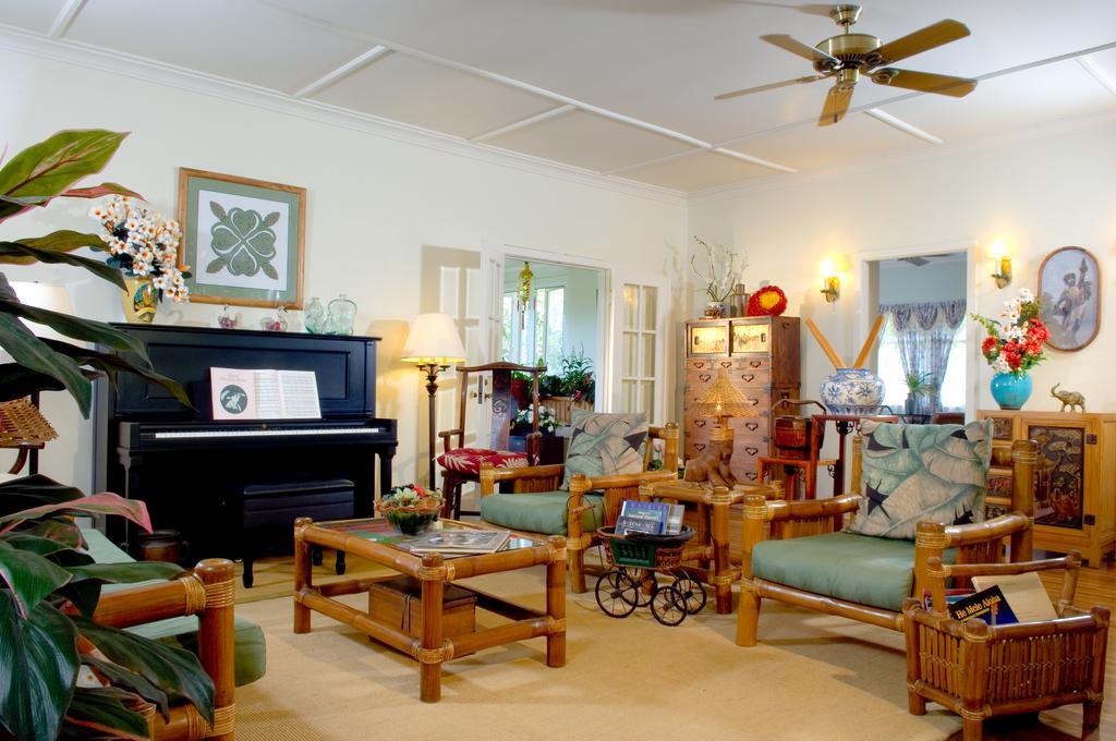 The Historic Wailuku Inn Maui ภายนอก รูปภาพ